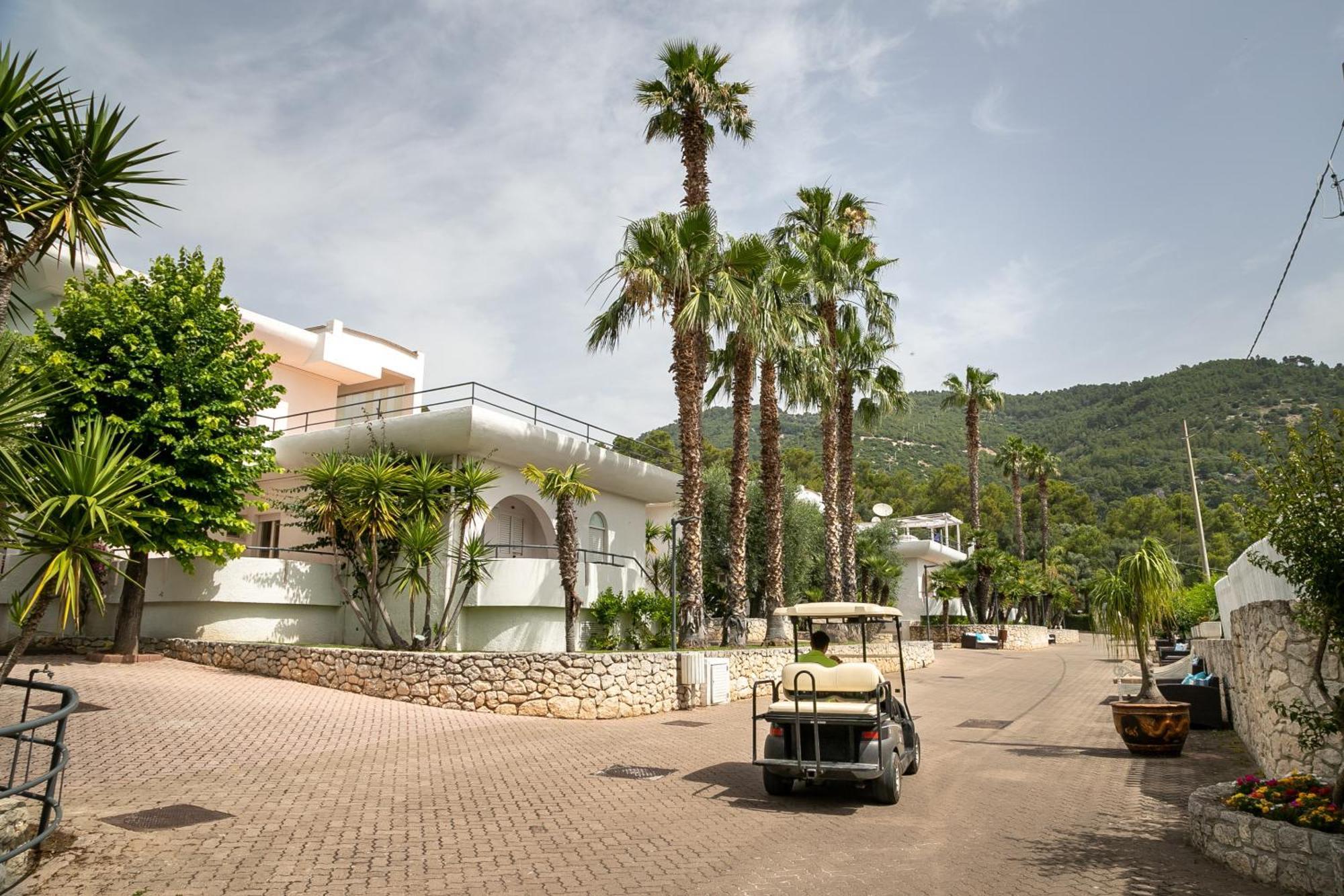 Ah Premium Baia Dei Faraglioni Hotel Mattinata Exterior foto