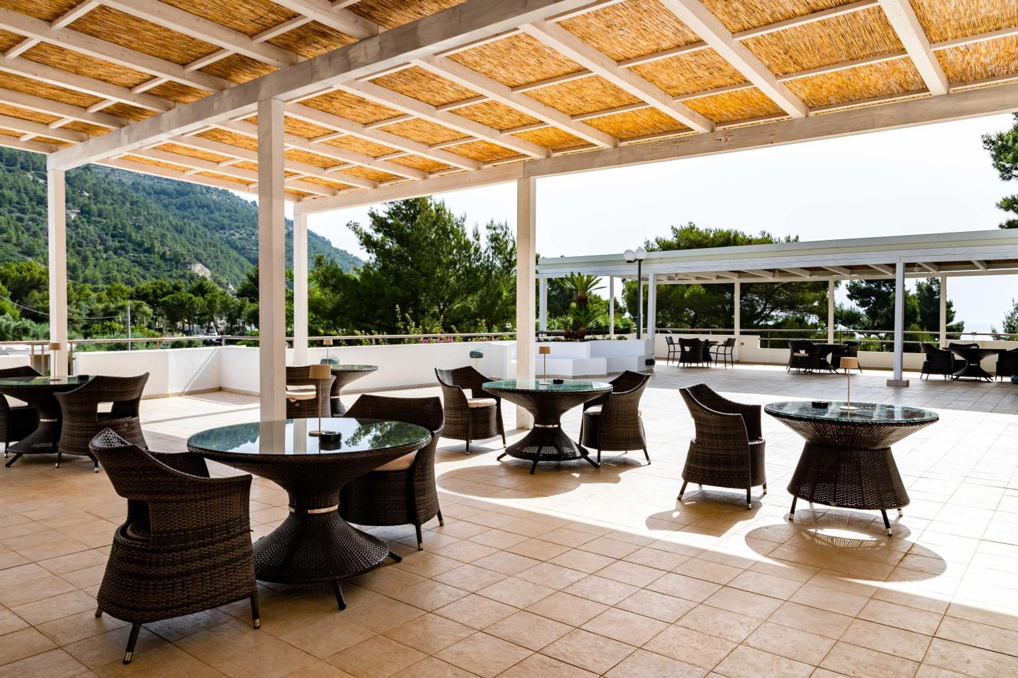Ah Premium Baia Dei Faraglioni Hotel Mattinata Exterior foto